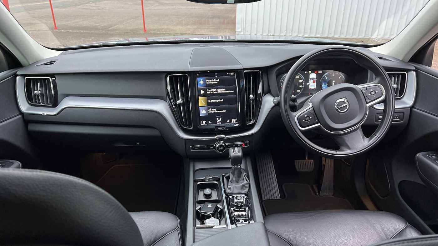 2019 Volvo XC60 Momentum full