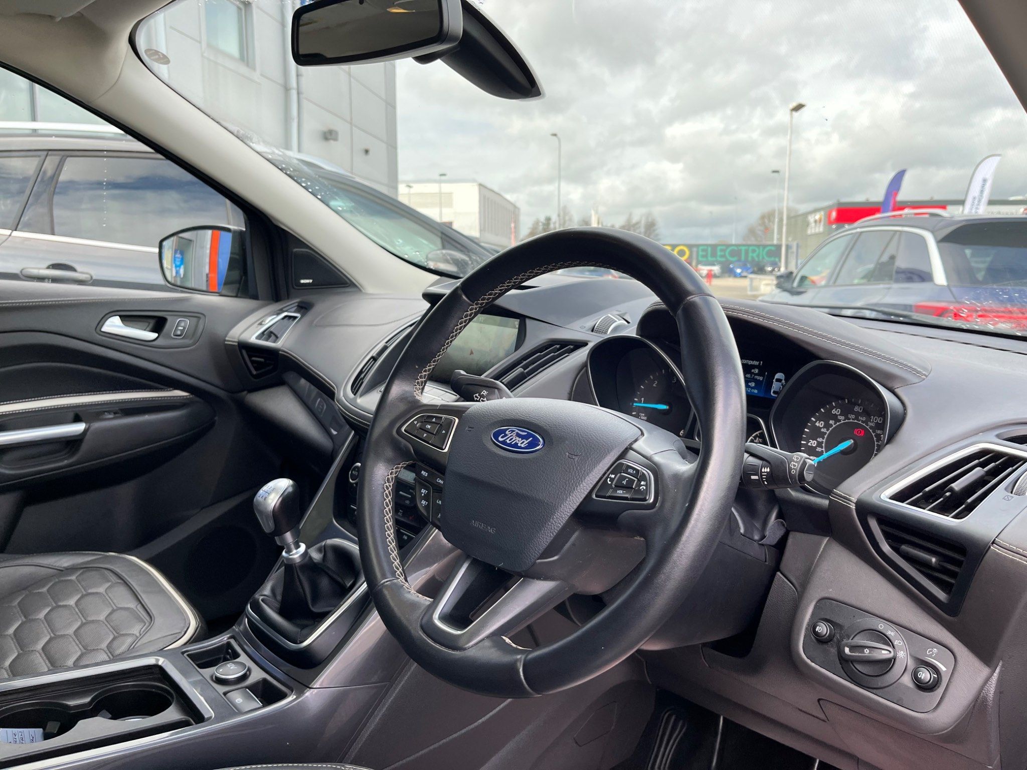 2018 Ford Kuga TDCi Vignale full