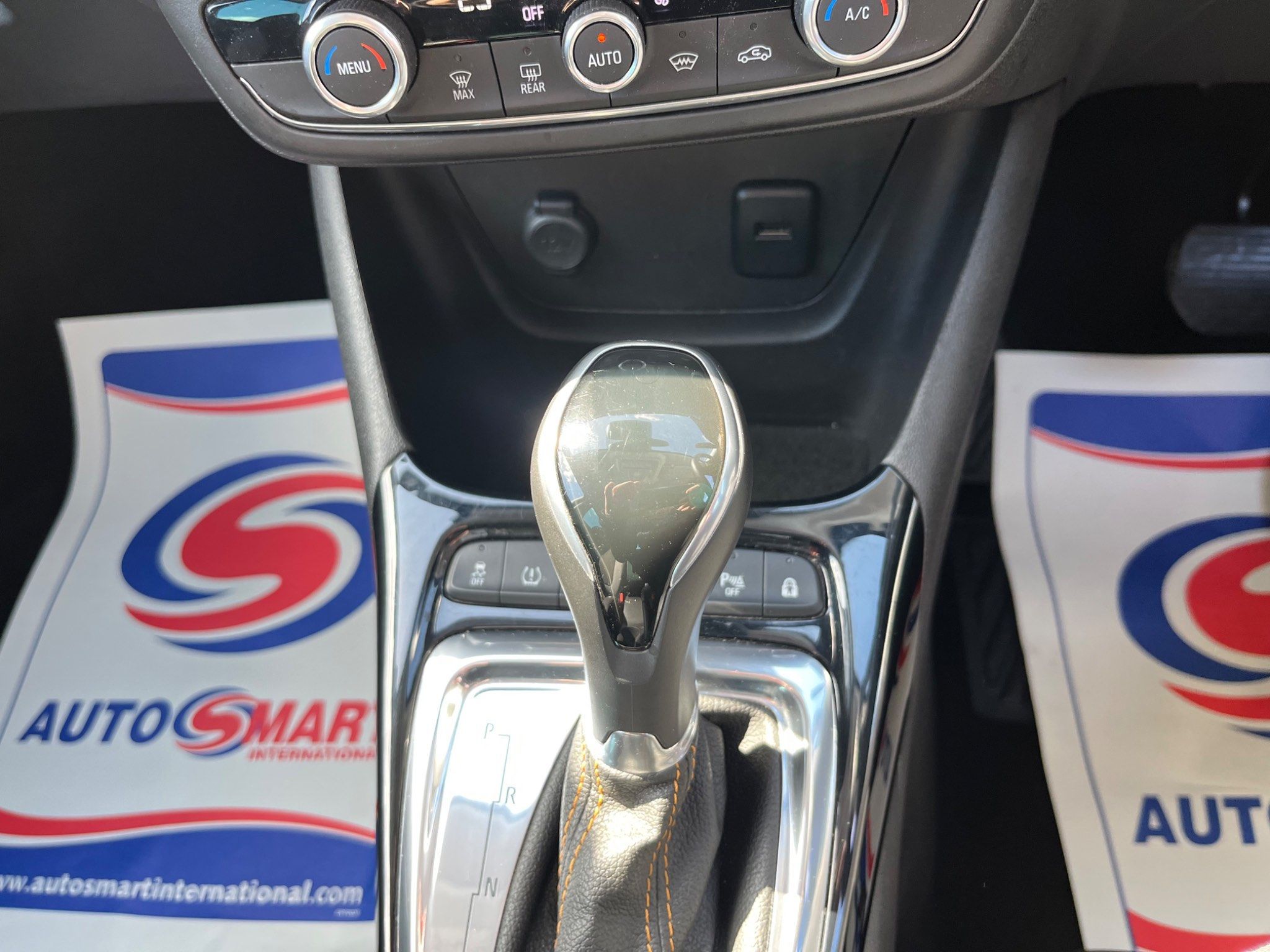 2019 Vauxhall Crossland X Turbo Elite full