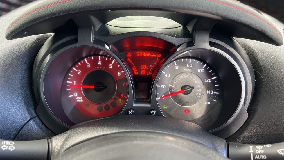 2017 Nissan Juke DIG-T Nismo RS full