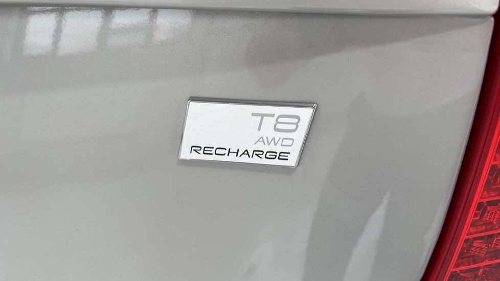 2022 Volvo XC90 Recharge Design Pro full